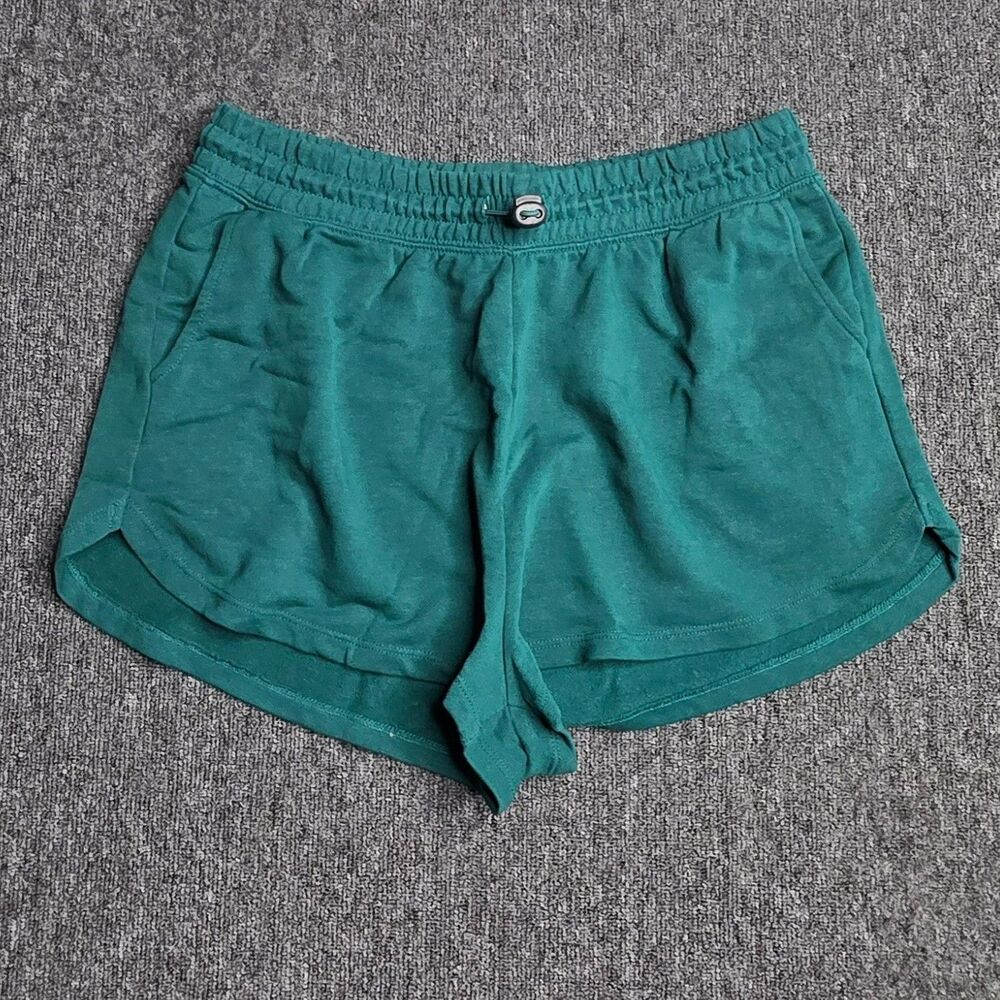 H&M Divided Women’s Shorts M Green Basic Cotton Blend Casual Pull‑On